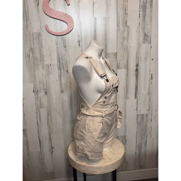 Buffbunny Collection Cream Short Overalls with Belt – Size Small - Picture 8 of 10